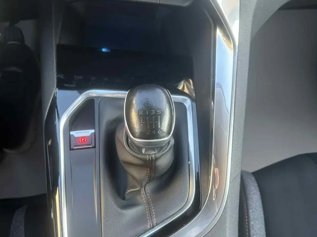 Billede 15 - Peugeot 3008 1,2 e-THP 130 Active