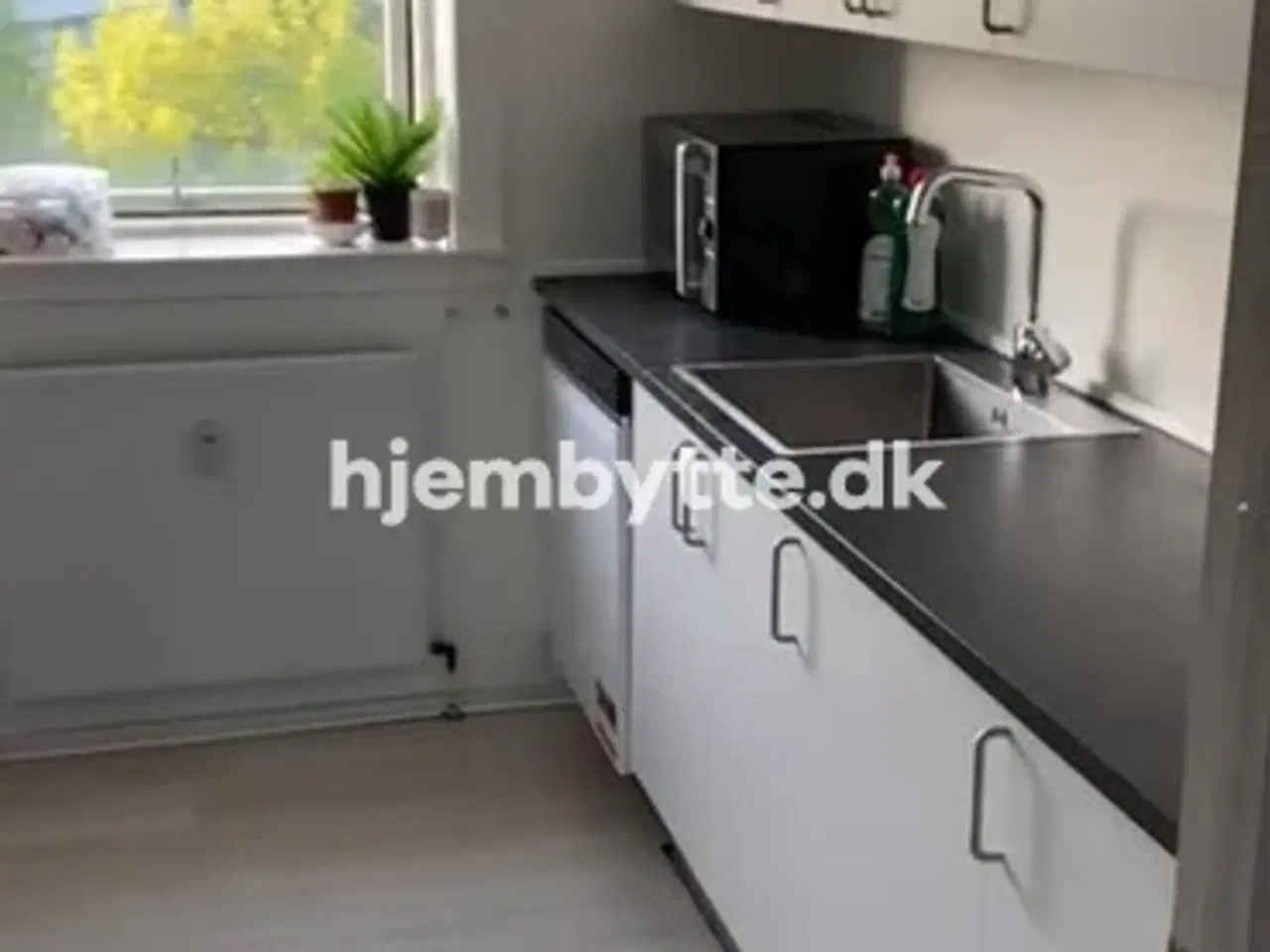 Billede 4 - Hjembytte - Gadelandet