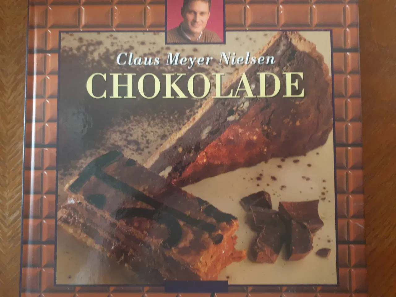 Billede 1 - Hjerteformet Chokolade-Fondue og Claus Chokolade-b