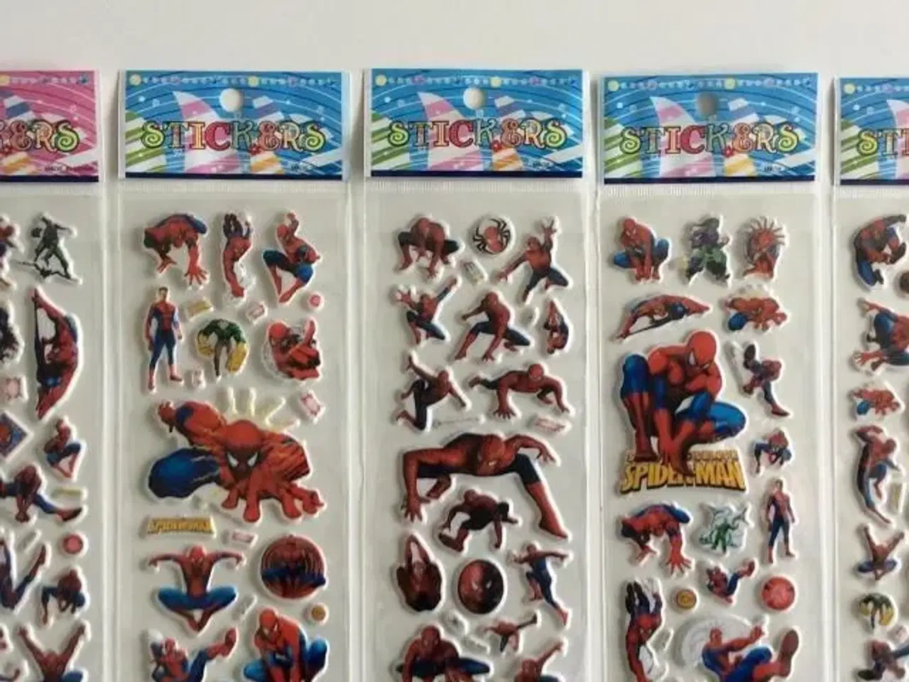 Billede 2 - 5 ark Spiderman klistermærker Cars Minions Angry B