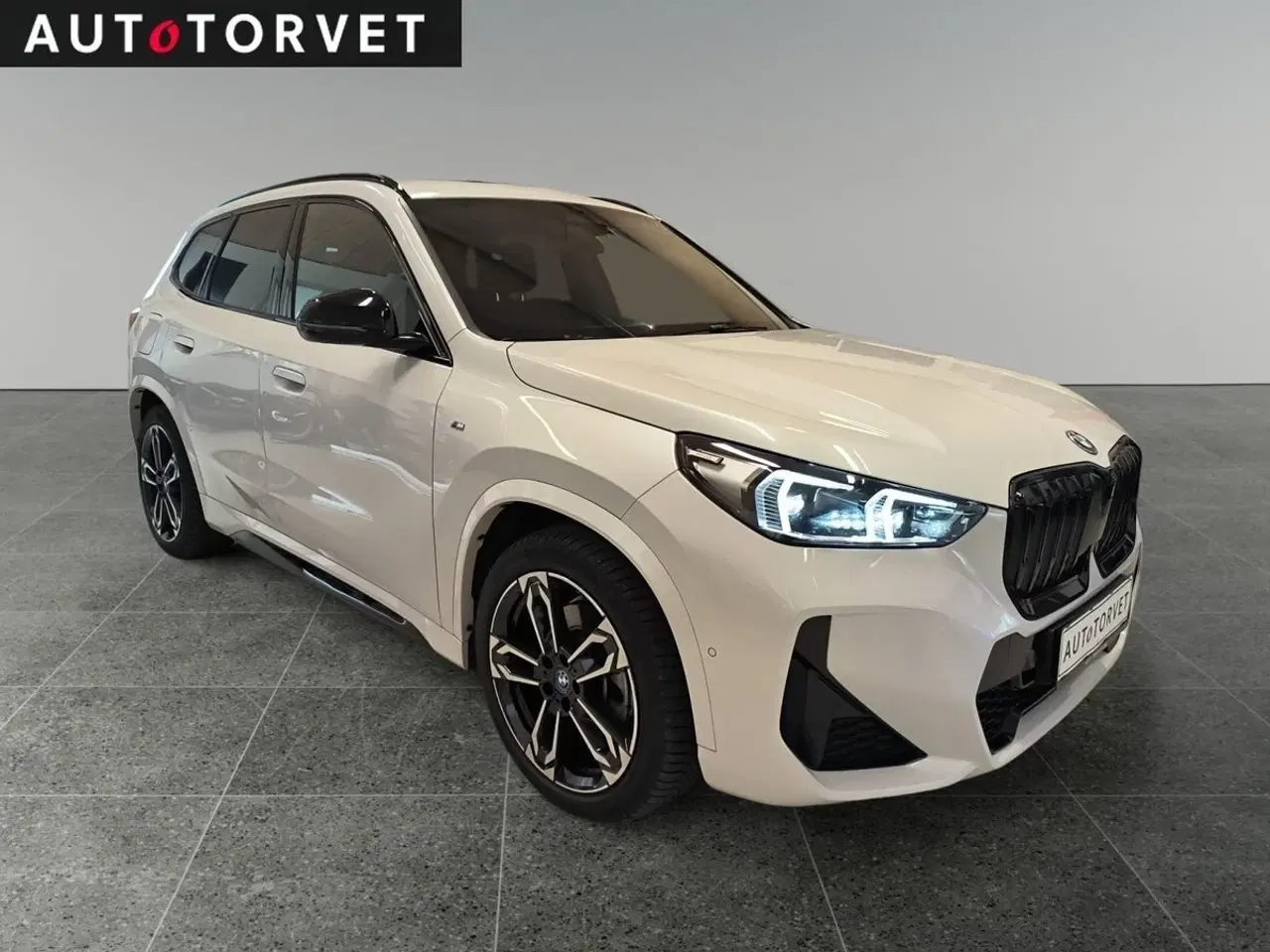 Billede 2 - BMW iX1  xDrive30 Charged M-Sport
