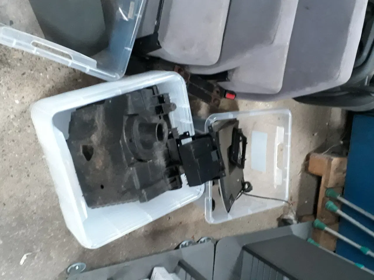 Billede 16 - VW T4 2,5 Tdi. Caravelle, år 1997. i stumper. 