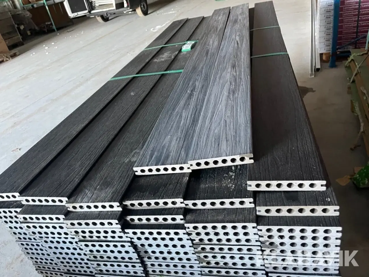 Billede 9 - Kompositbrædder Kirkedal 2 meter 216 styk