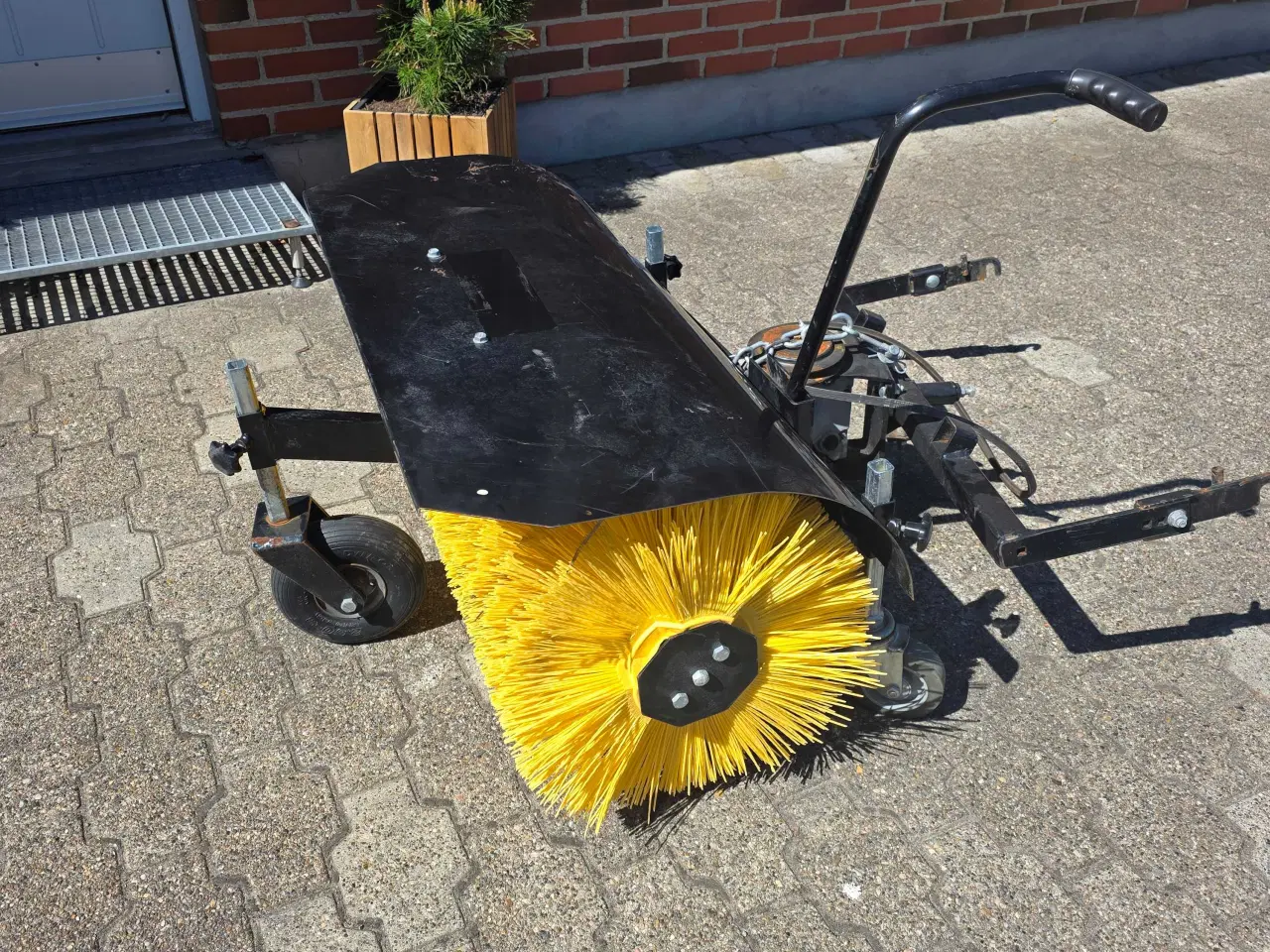 Billede 1 - Kost Stiga Havetraktor 