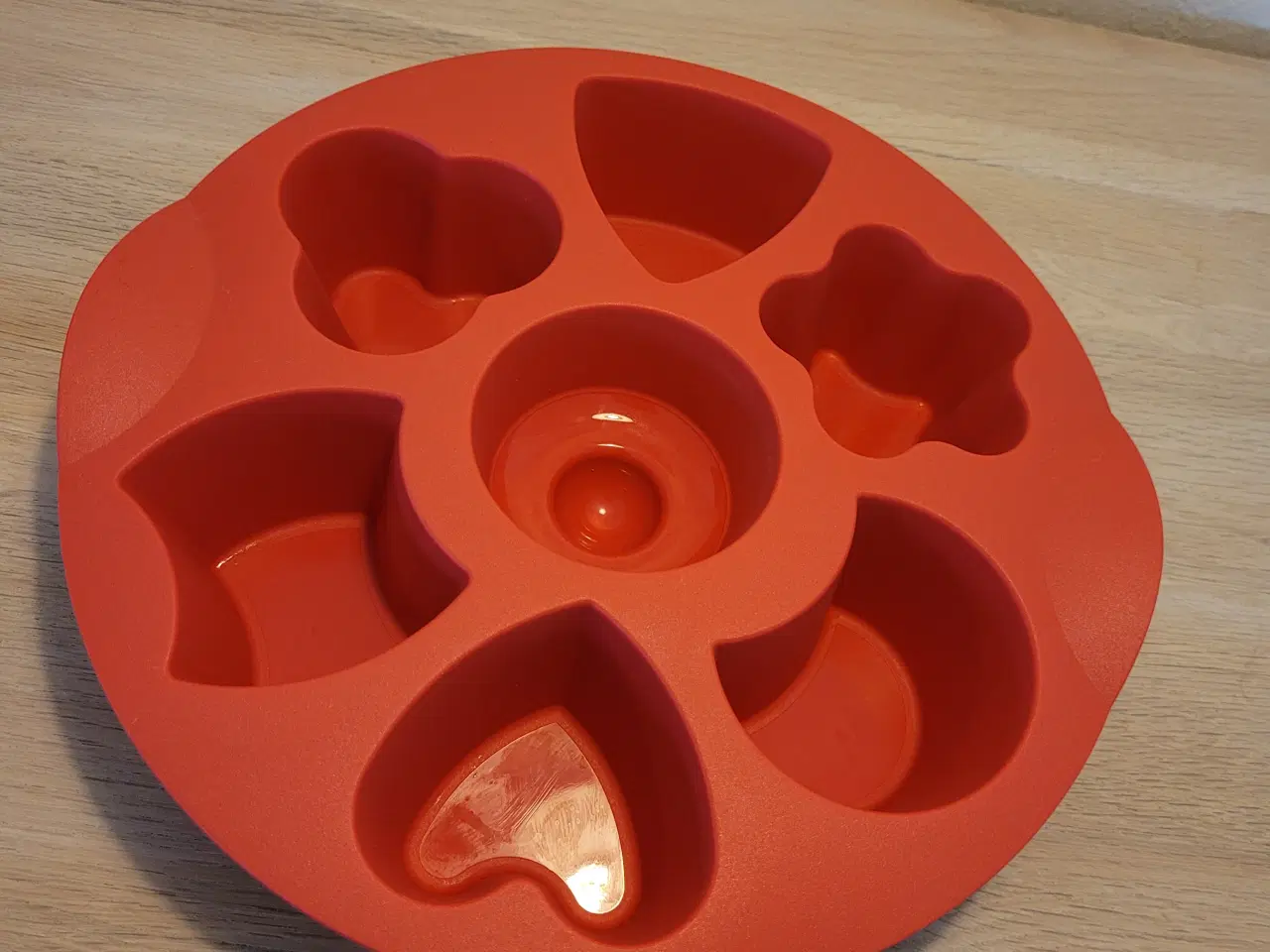 Billede 1 - Tupperware Muffins silikone form