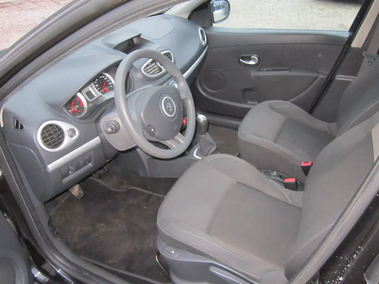 Billede 5 - Renault Clio 1,5 DCI Expression 65HK 5d