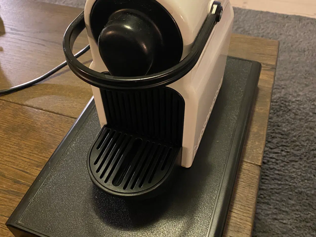 Billede 9 - Nespresso Inissia Kapselmaskine - råhvid med skuff