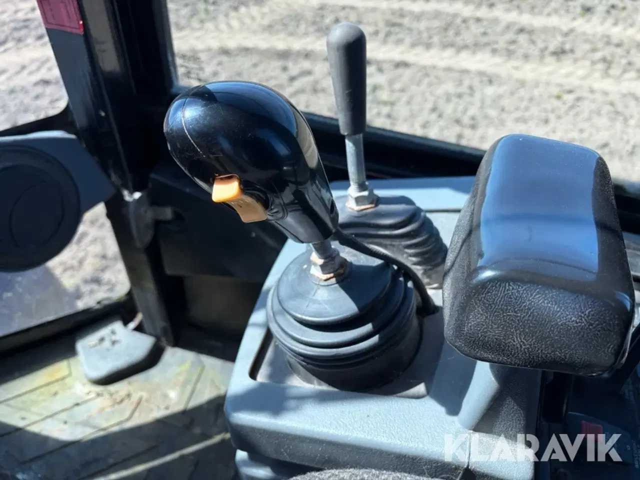 Billede 9 - Gummiged Caterpillar 930G med skovl