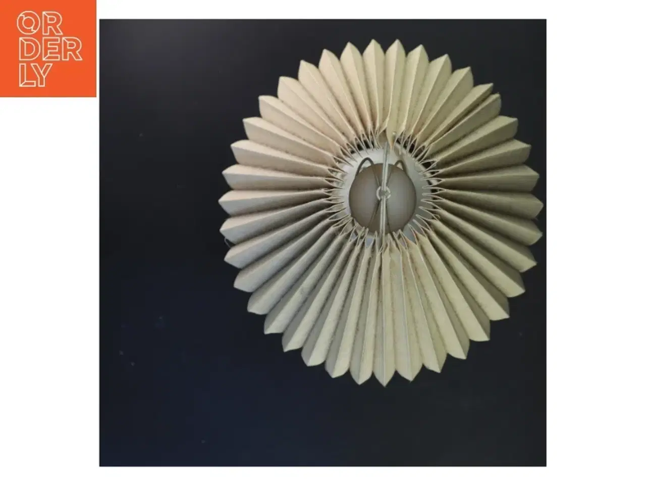 Billede 3 - Retro bordlampe med folde lampeskærm (str. 38x26 cm)