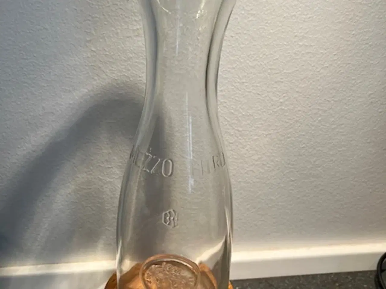 Billede 1 - Klassisk Italiensk "Mezzo Litro" Vinkaraffel