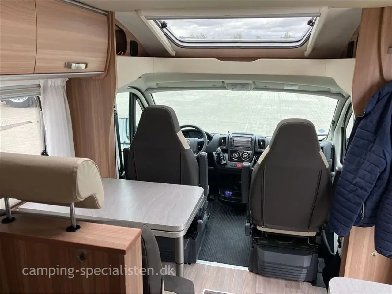 Billede 6 - 2016 - Weinsberg CaraLoft 650 MF   Weinsberg Caraloft 650 MF model 2016 står som ny hos Camping Specialisten.dk
