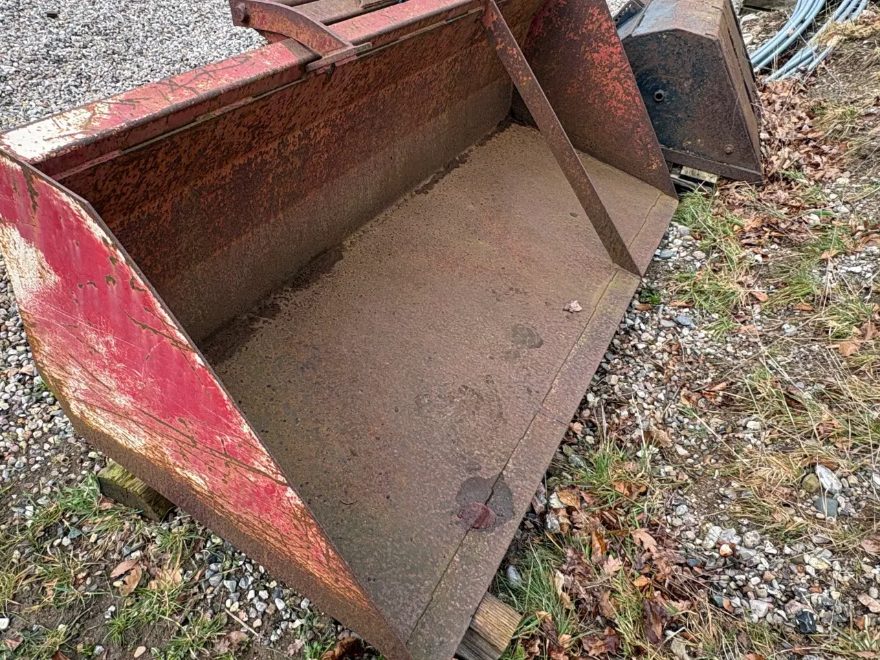 Billede 9 - Bagsluffe til traktor