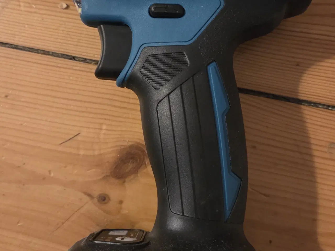 Billede 1 - UDLEJES - Makita DTD157 slagskruetrækker