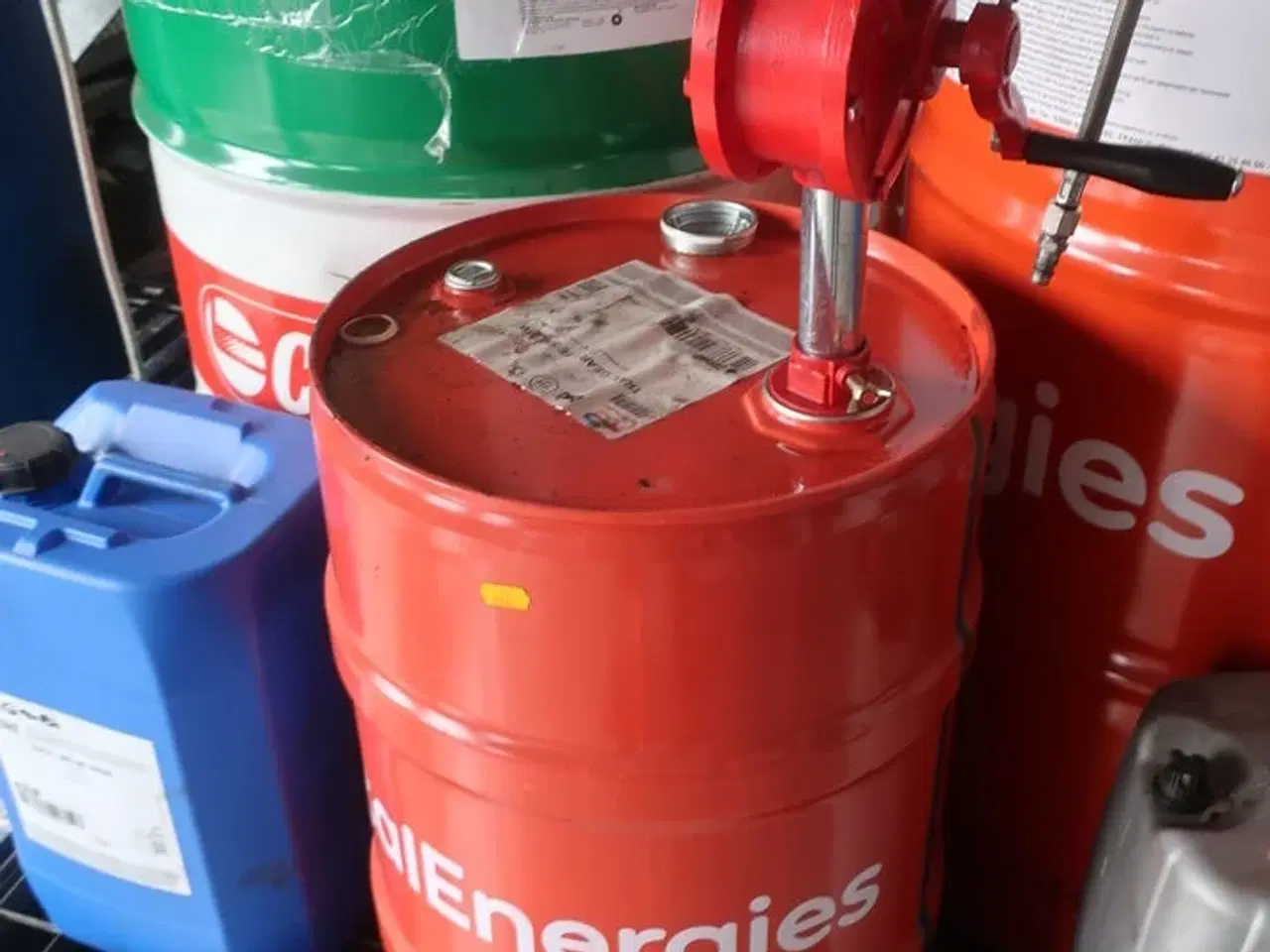 Billede 3 - Ca. 10 liter motorolie