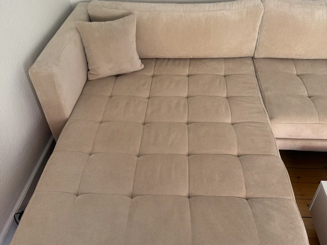 Billede 3 - Beige sofa
