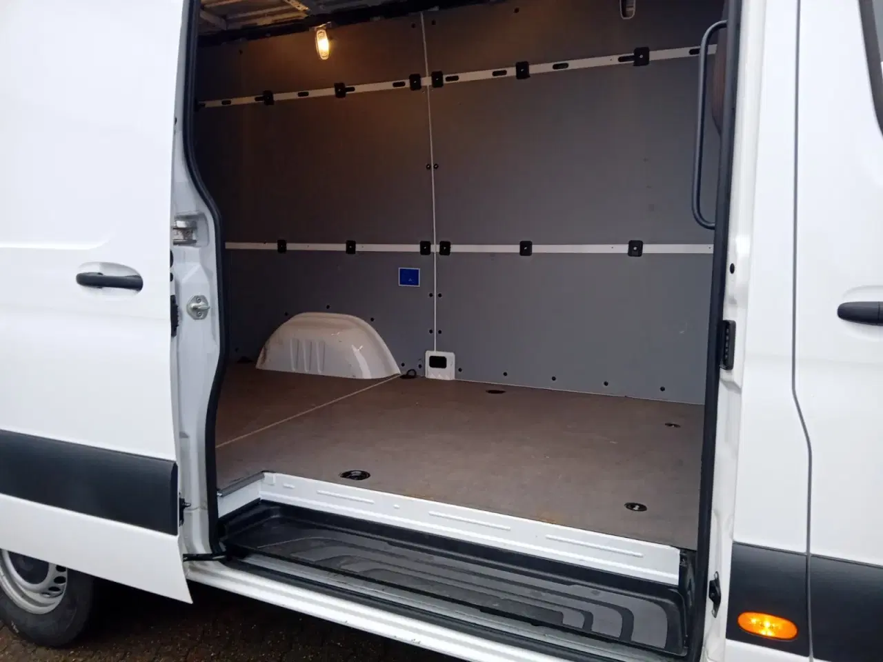 Billede 8 - Mercedes Sprinter 317 2,0 CDi A2 Kassevogn aut. RWD