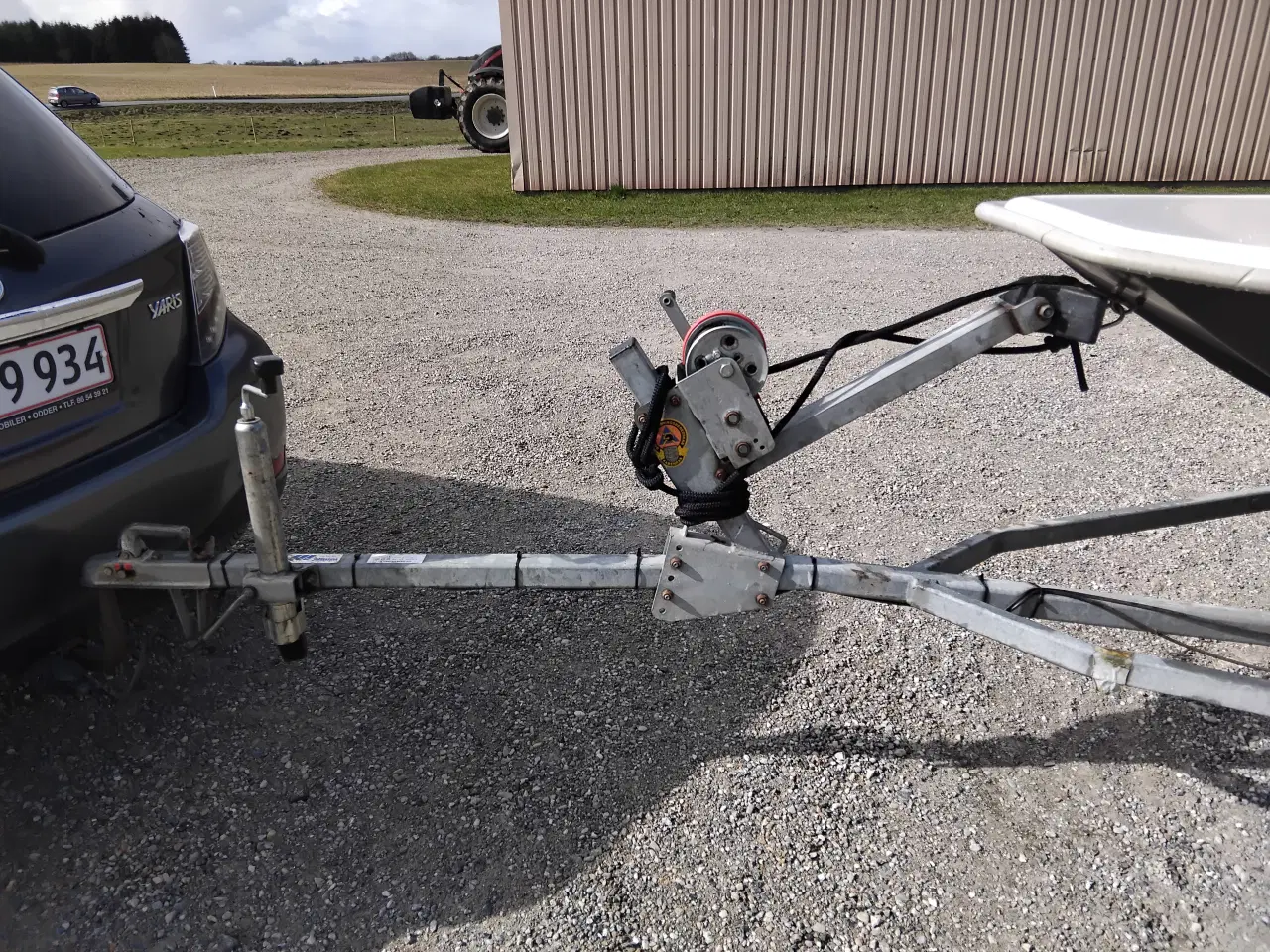 Billede 2 - Styrpultbåd med motor og trailer plus en del ekst