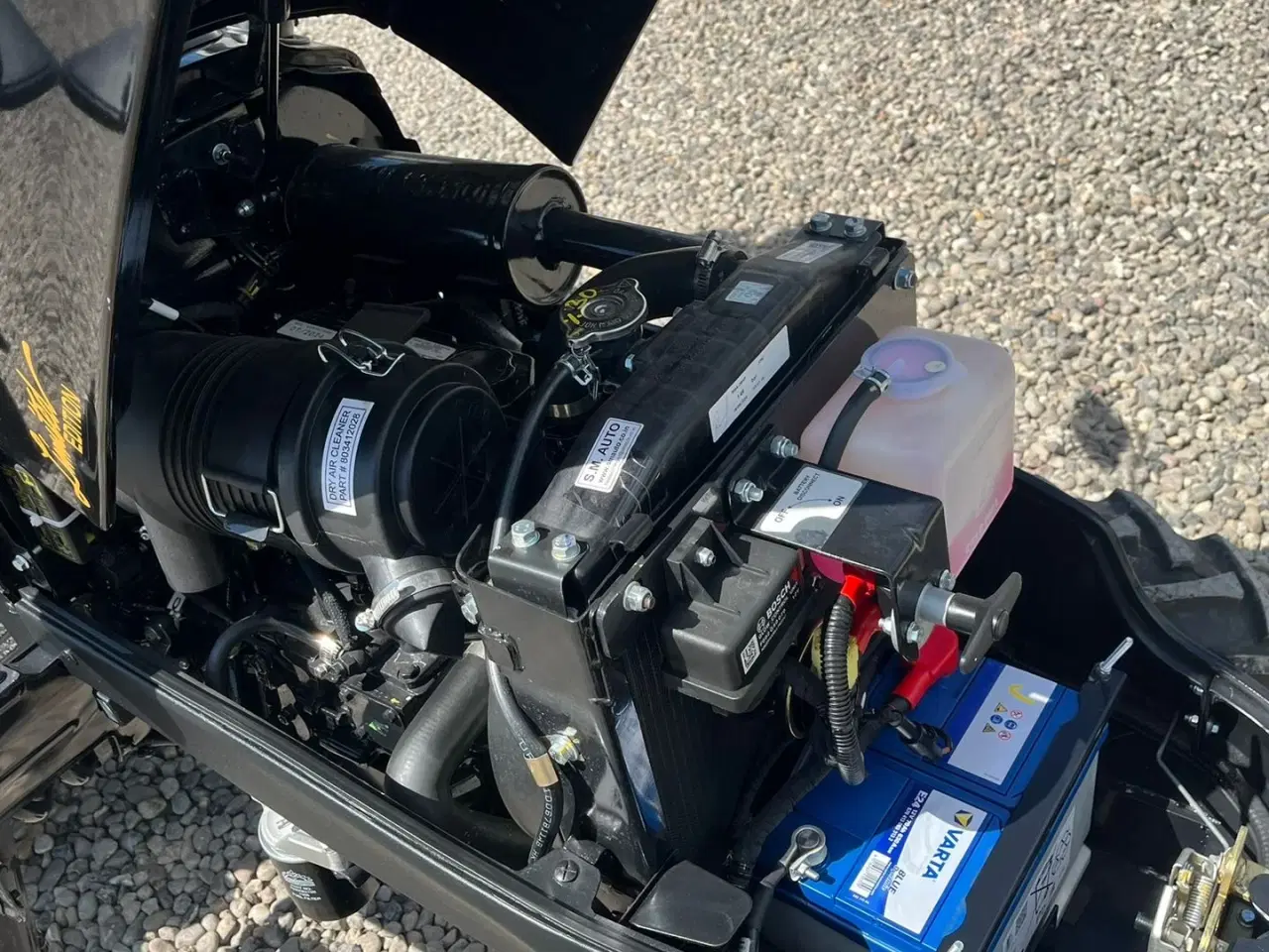 Billede 12 - Solis S26 6+2 gearmaskine Limited Edition i sort med brede hjul og Fuldhydraulisk frontlæsser