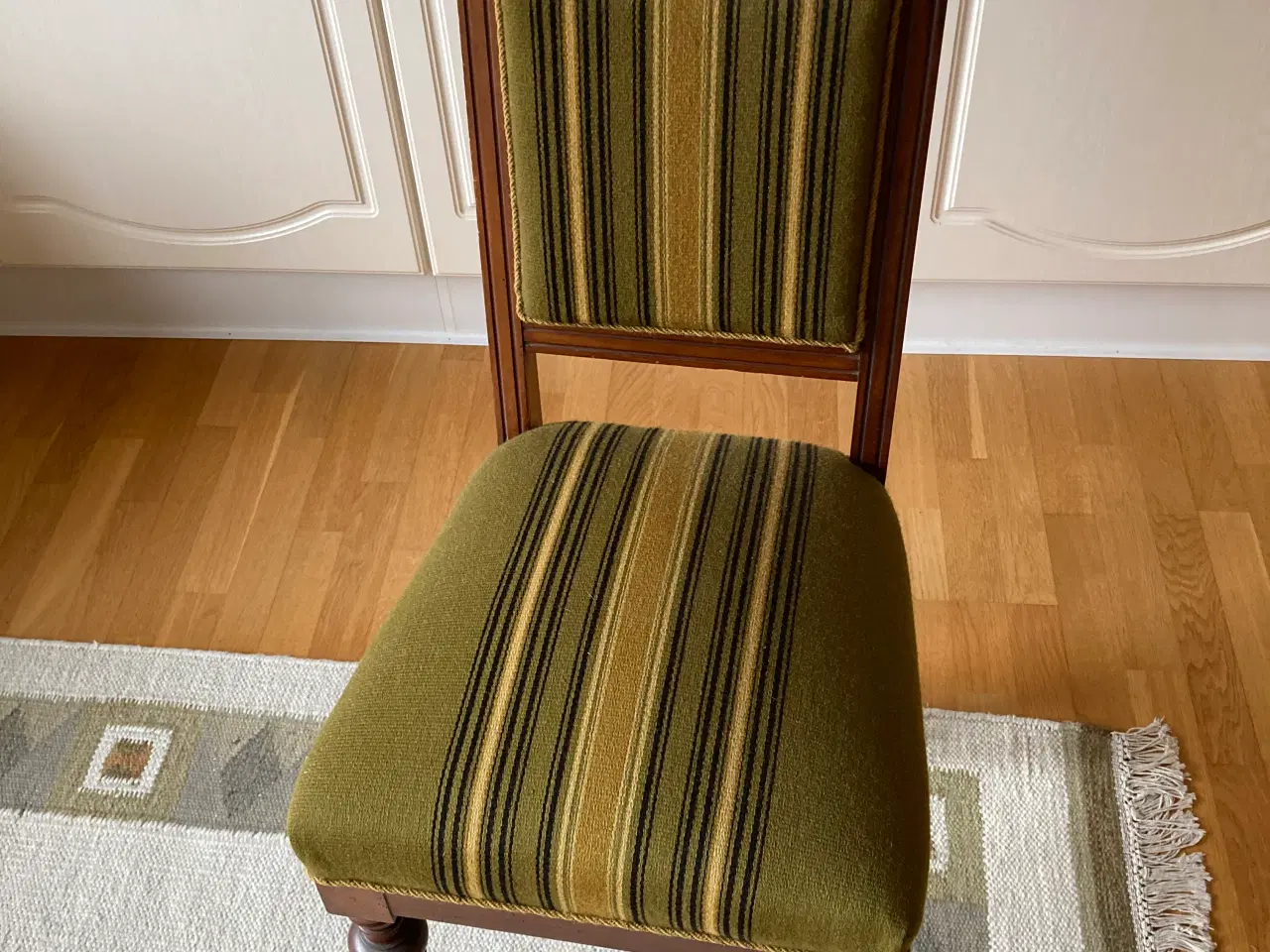 Billede 1 - Egetræstol