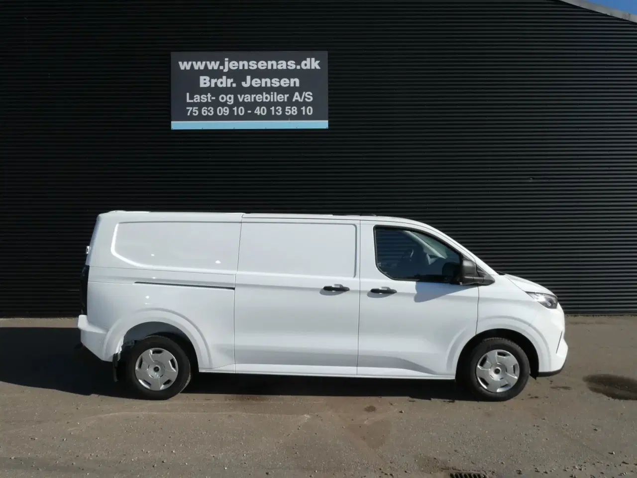 Billede 4 - Ford Transit Custom 300 L2H1 2,0 EcoBlue Trend 136HK Van 8g Aut.