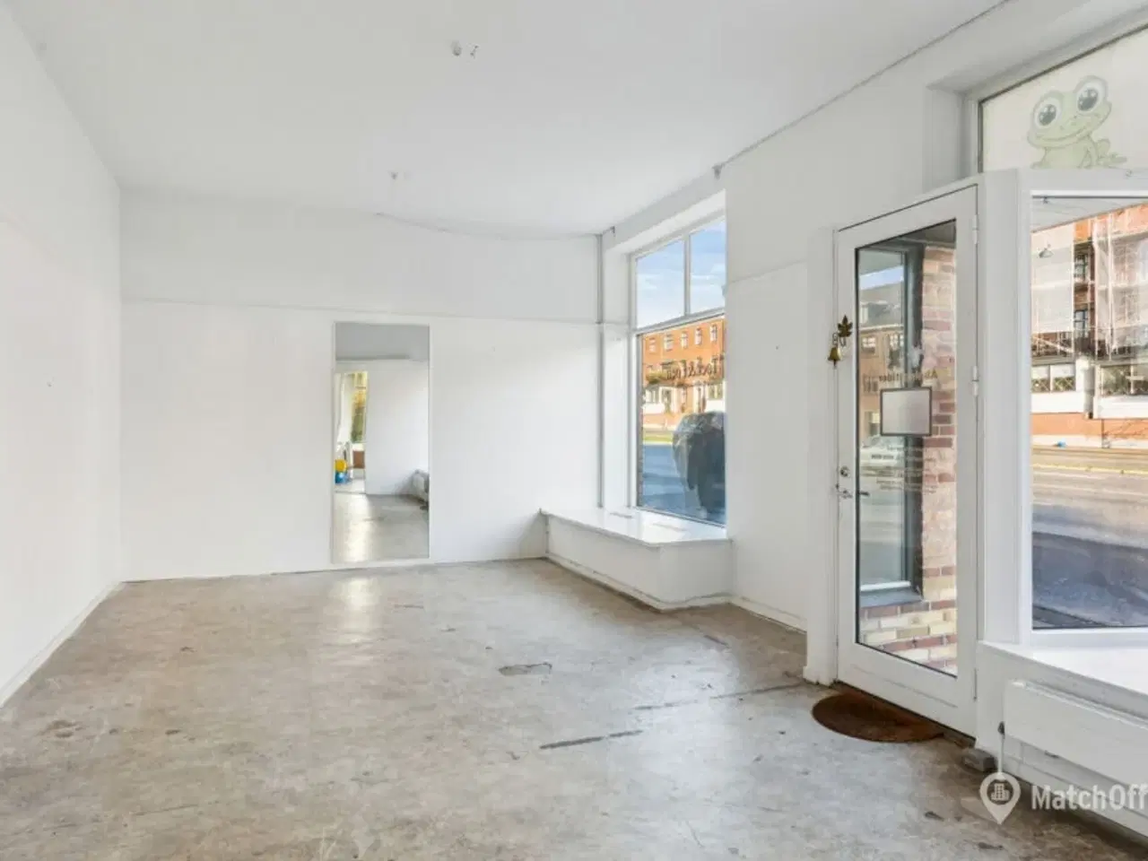 Billede 4 - 119 m² velbeliggende hjørnebutik