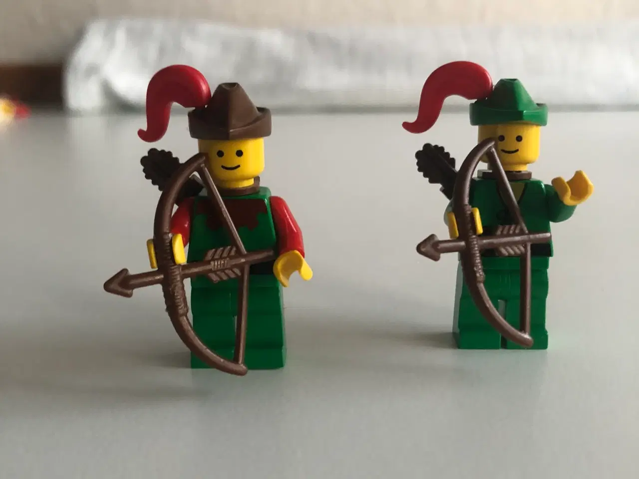 Billede 4 - LEGO 2 Forrest mænd med tilbehør Til salg