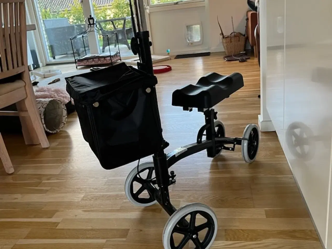 Billede 2 - Knærollator den perfekte løsning 