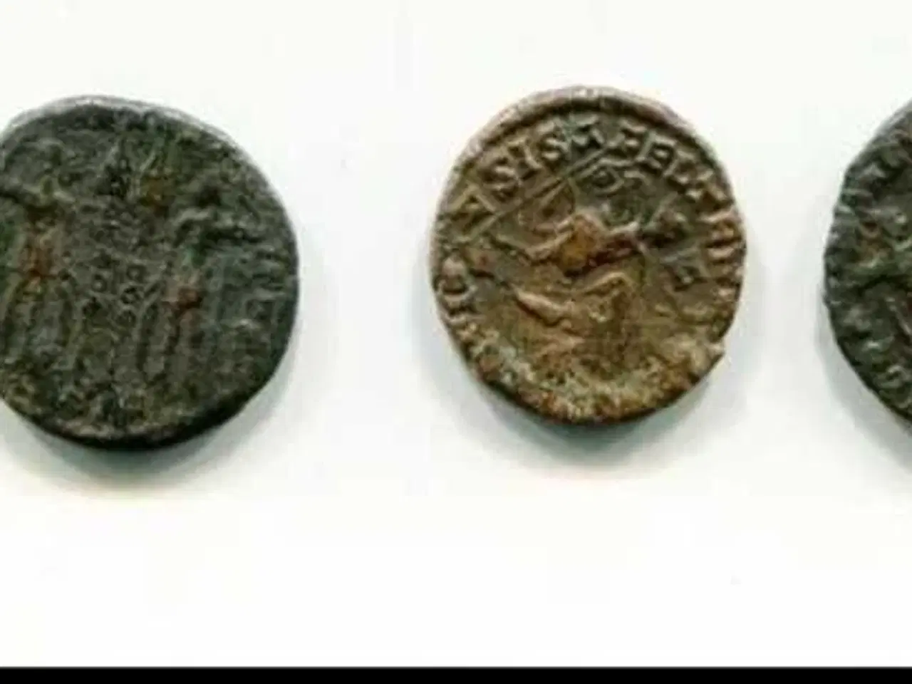 Billede 2 - 5 romerske mønter fra senromersk tid (ca. 300–400 