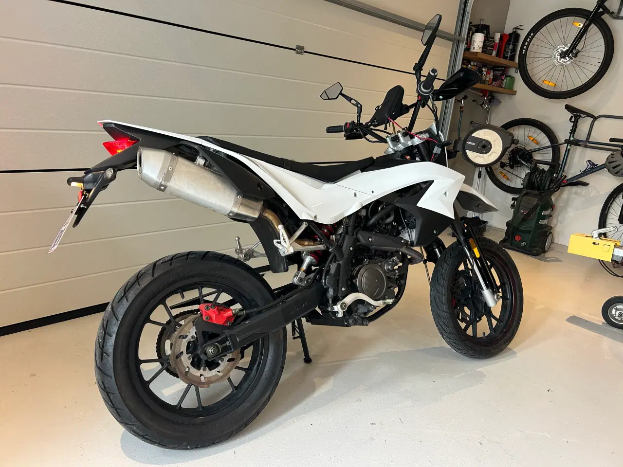Billede 8 - Generic Tr 125 - nysynet og på plader