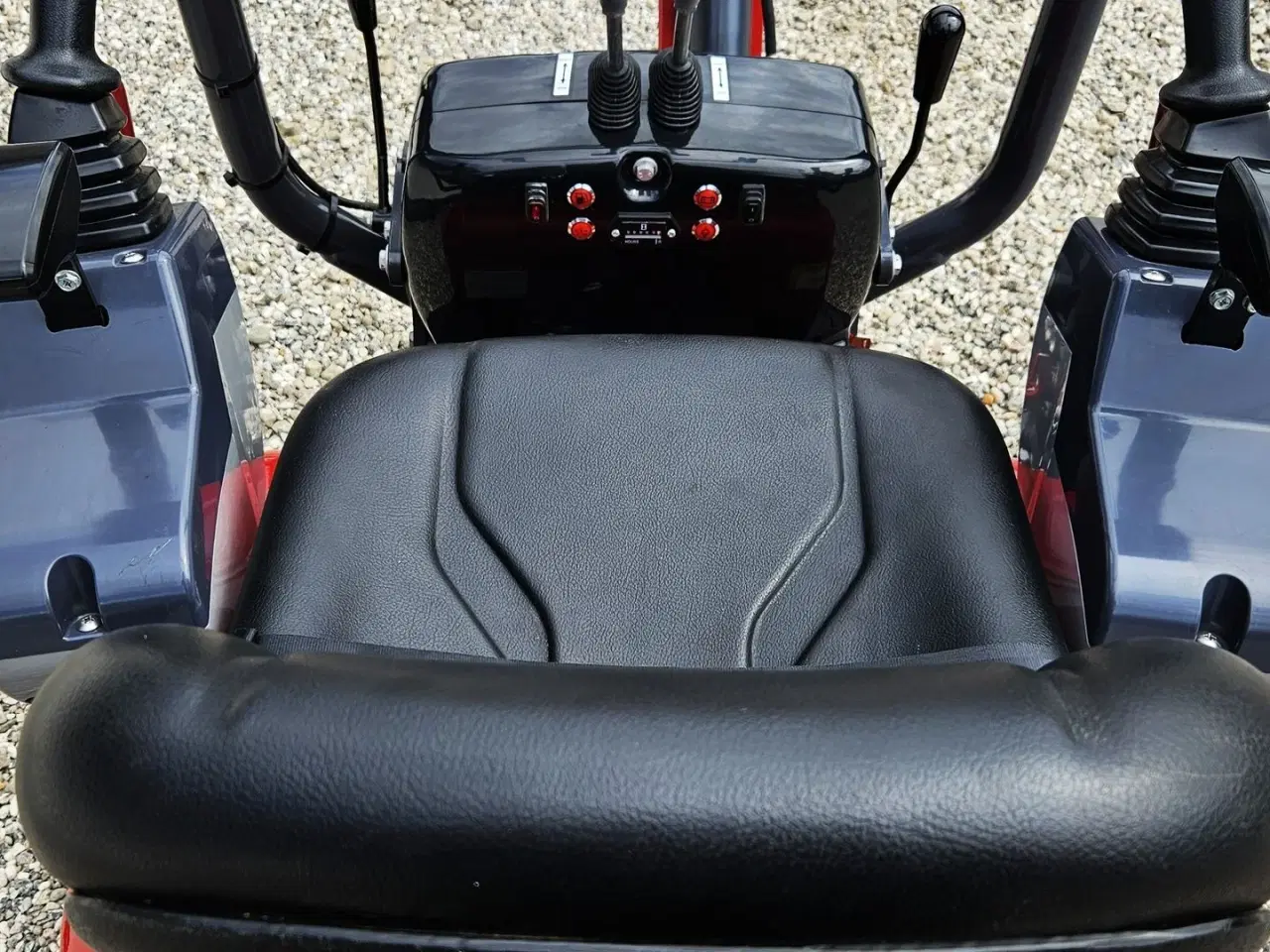 Billede 15 - MOLE M12 / fabriksny / med skovle & Kubota motor