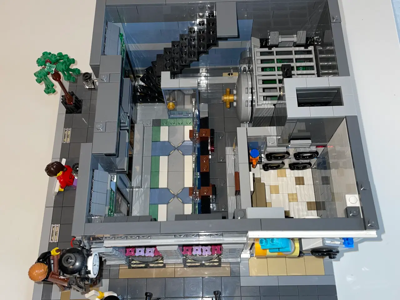 Billede 4 - LEGO 10251 Creator “Brick Bank”