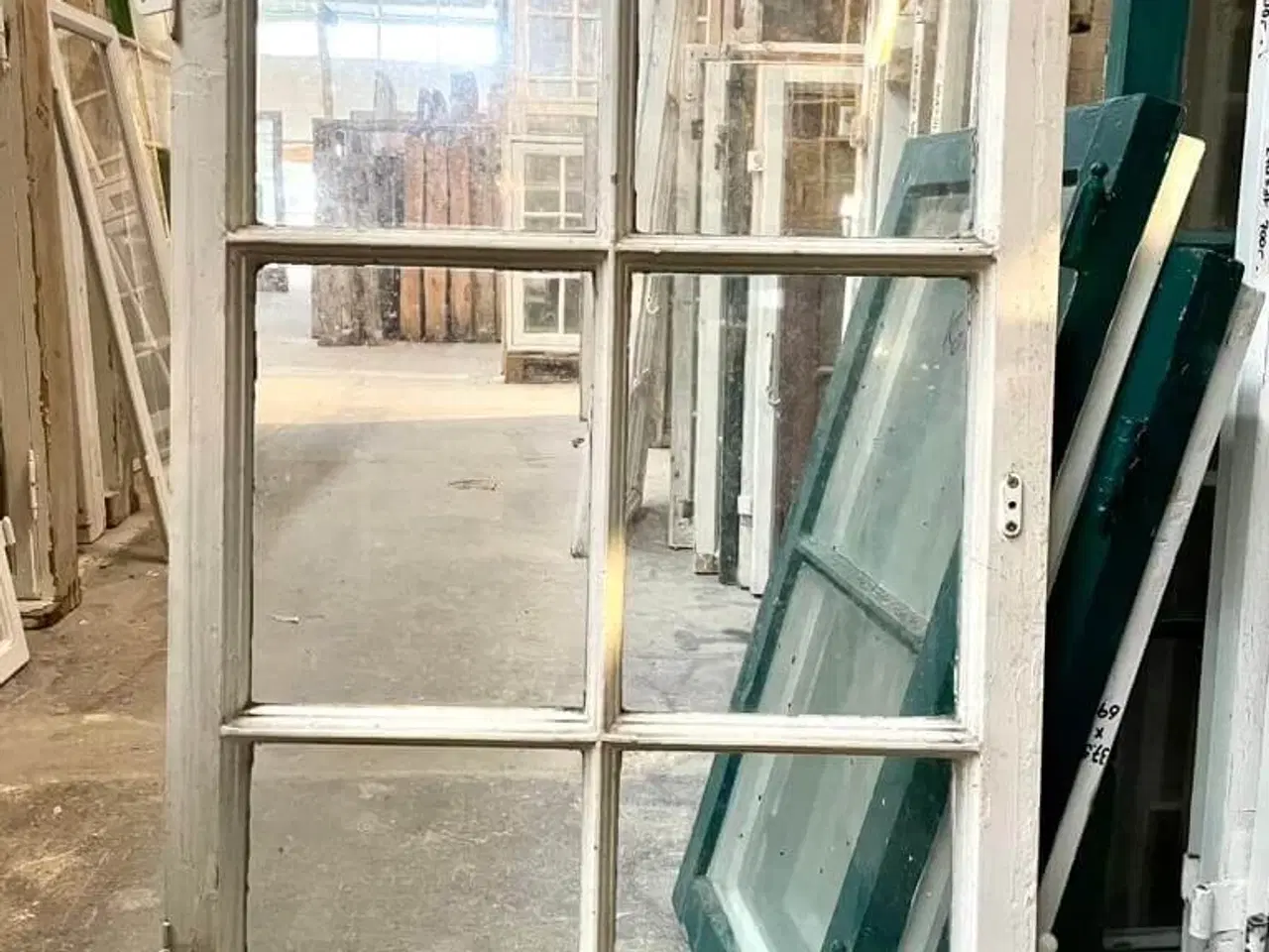 Billede 2 - Klassisk 6-ruders vinduesramme i kernetræ