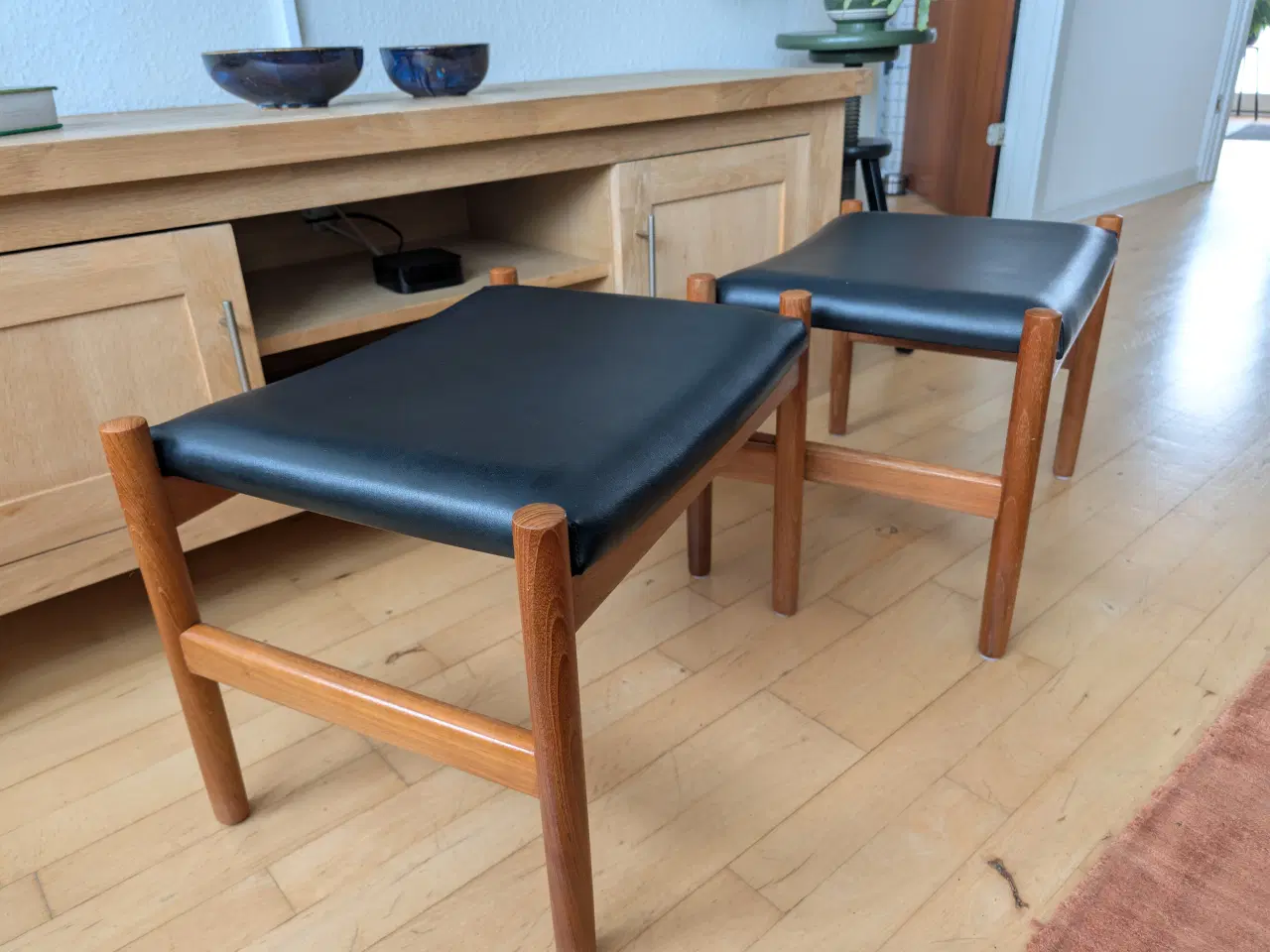 Billede 2 - Spøttrup skamler i teak