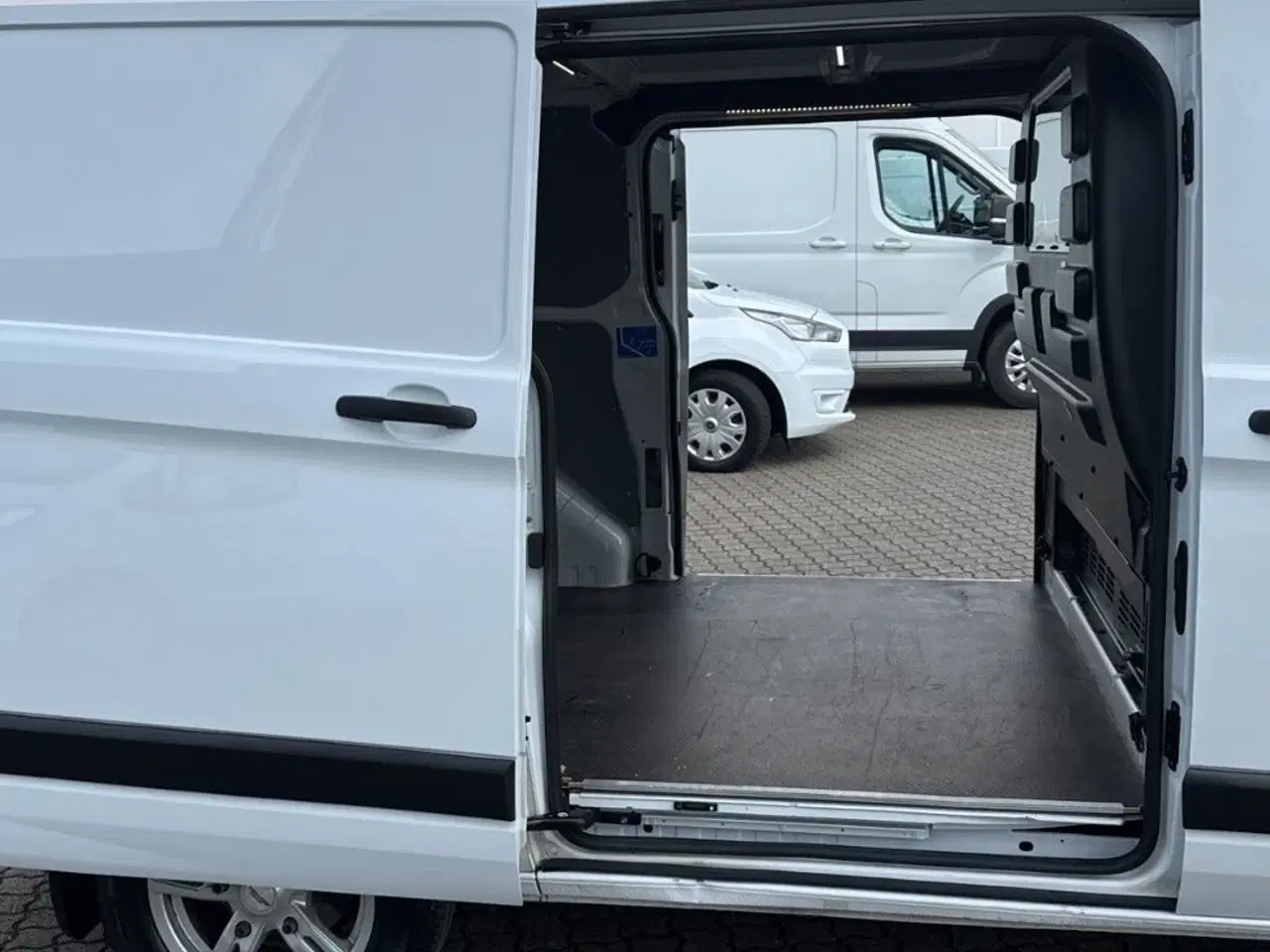 Billede 19 - Ford Transit Custom 320S 2,0 TDCi 130 Trend aut.
