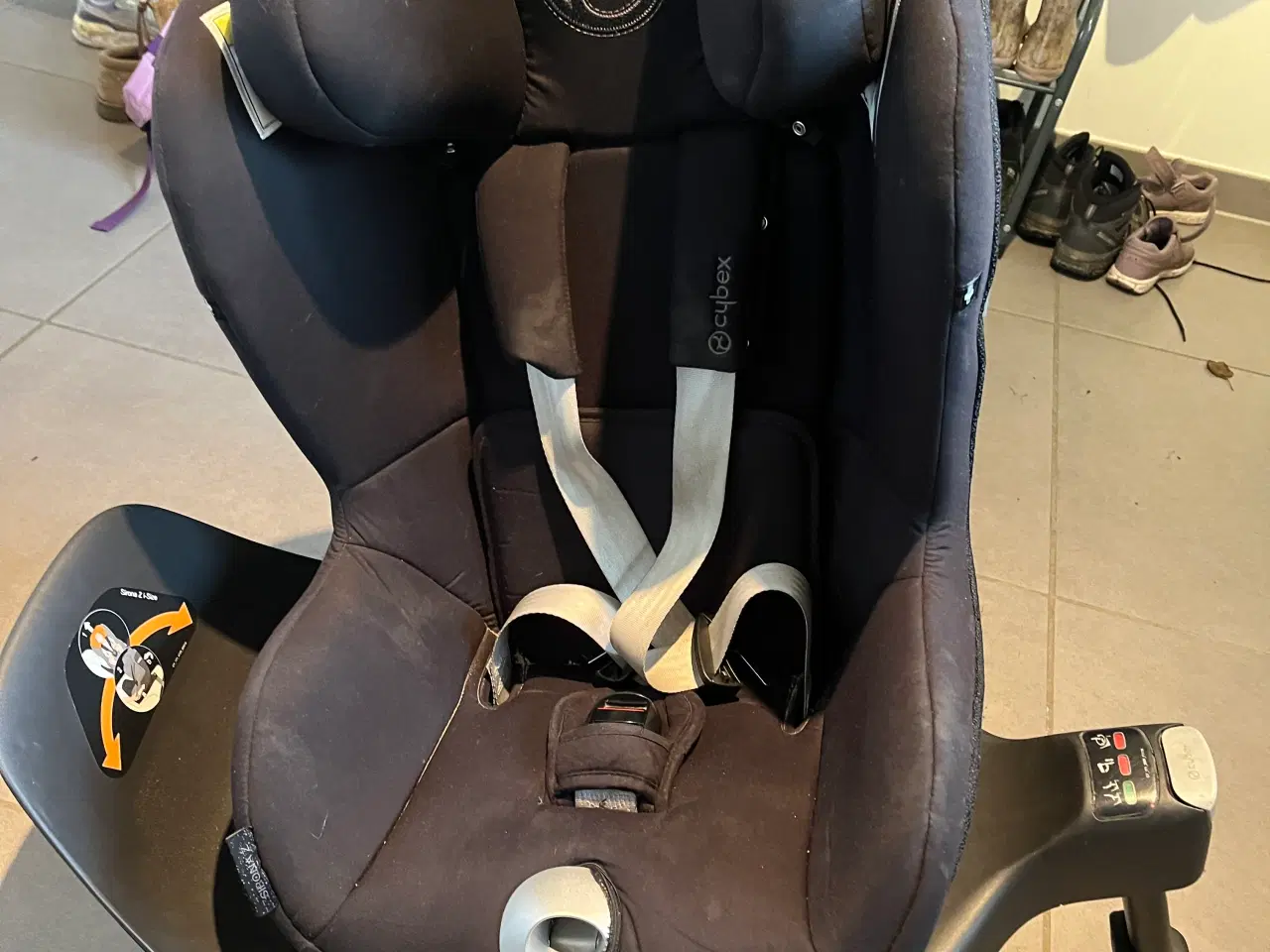 Billede 1 - God autostol med drejekonsol