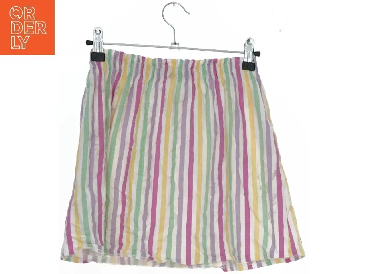 Billede 2 - Farverige stribede shorts fra Primark (str. 128)