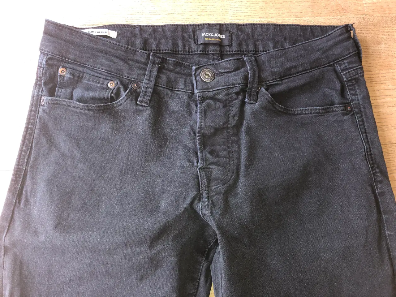 Billede 2 - Sorte jeans fra Jack & Jones str W31/L34