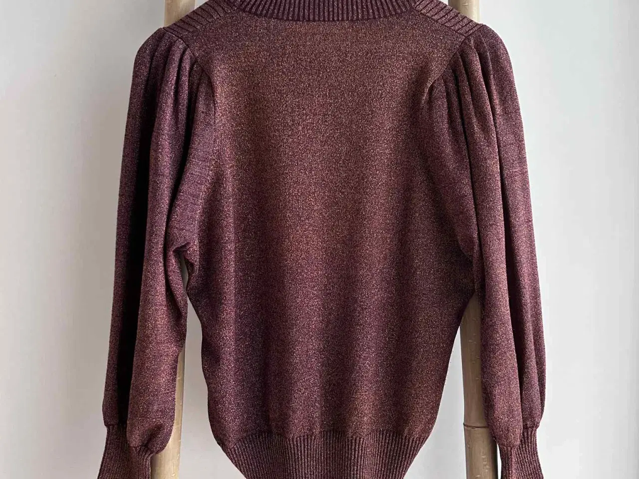 Billede 5 - Neo Noir bluse med pufærmer, str. M