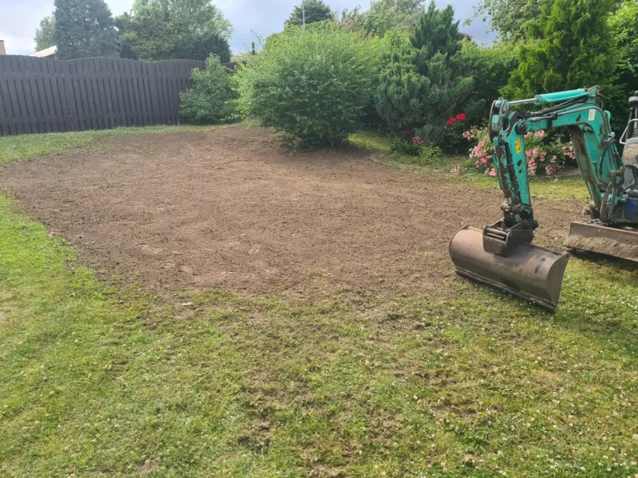 Billede 2 - Minigraver m. Fører