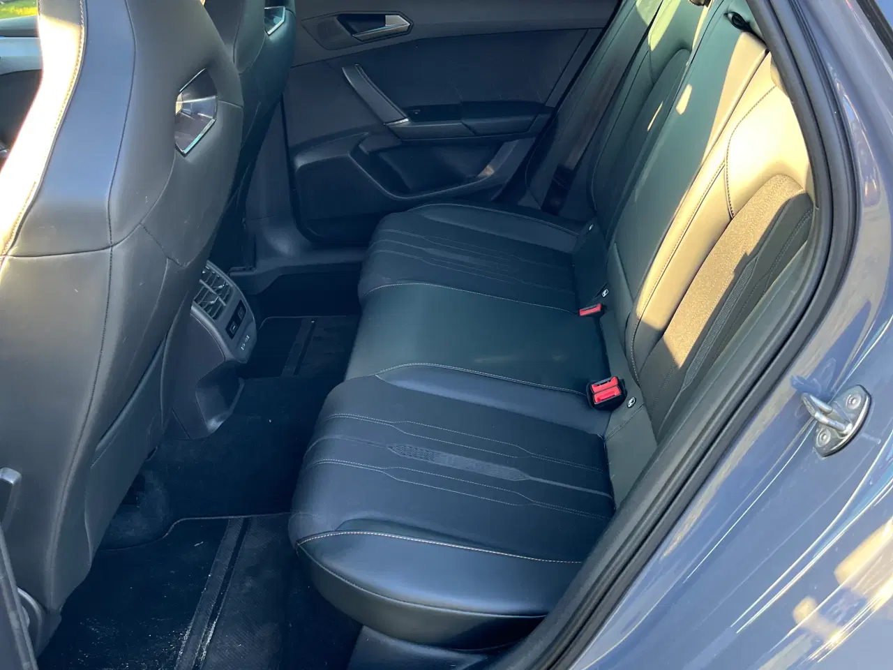 Billede 8 - Lækker plug-in hybrid 