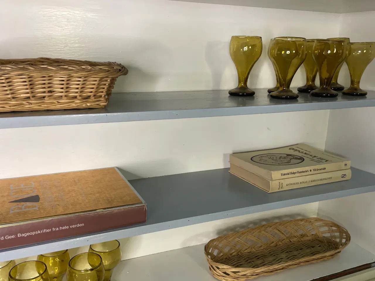 Billede 9 - Københavnerskab med gult glas