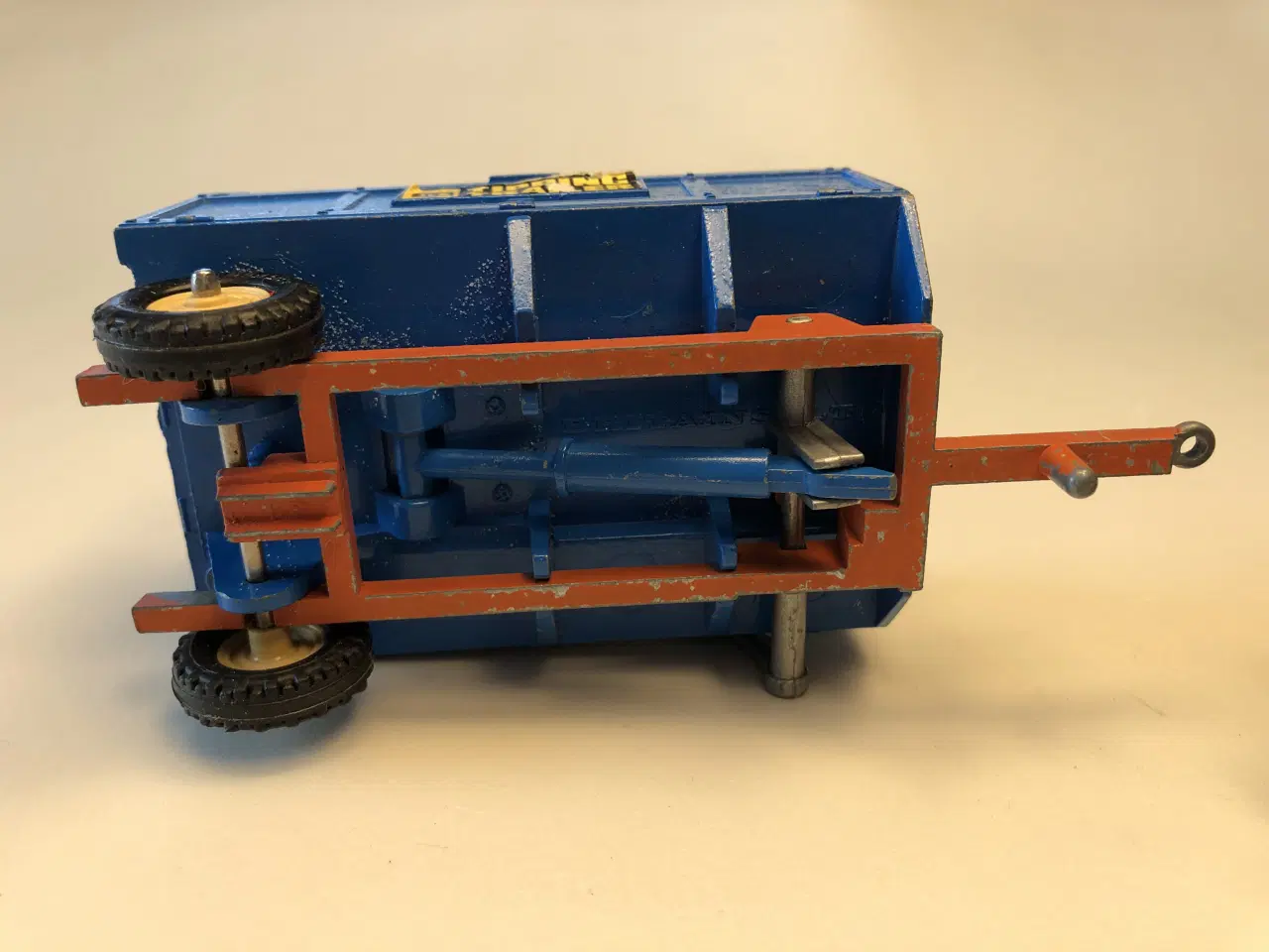 Billede 6 - BRITAINS...RENAULT 145-14 TRAKTOR med TIPVOGN