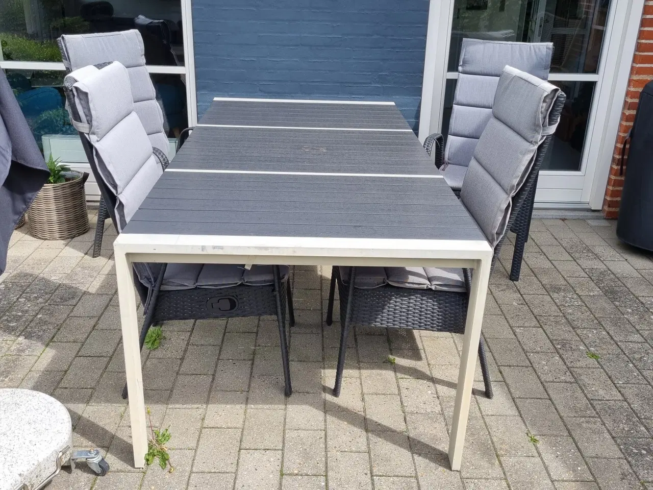 Billede 1 - Havemøbelsæt 