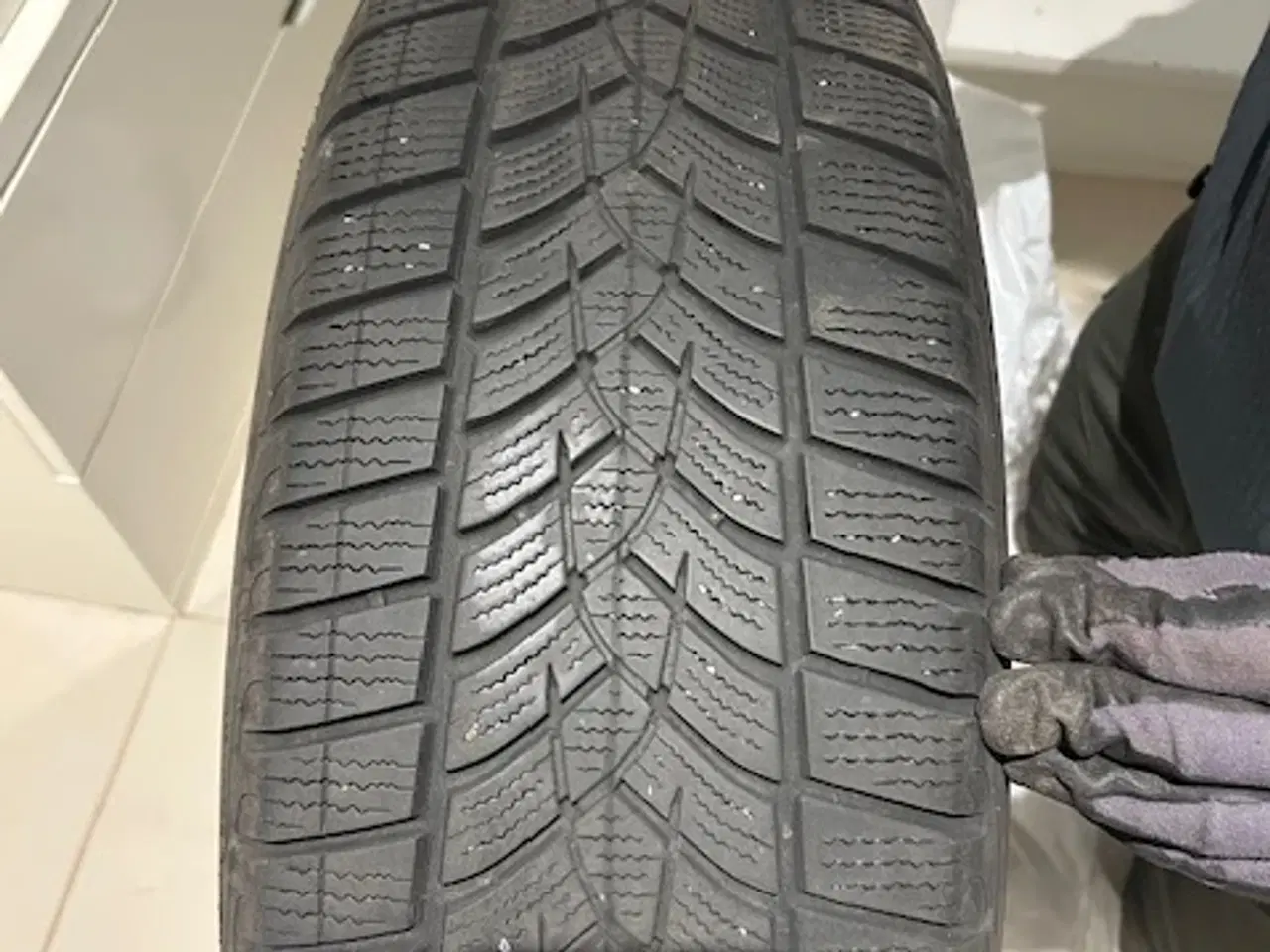 Billede 5 - 4 stk vinterdæk med fælge