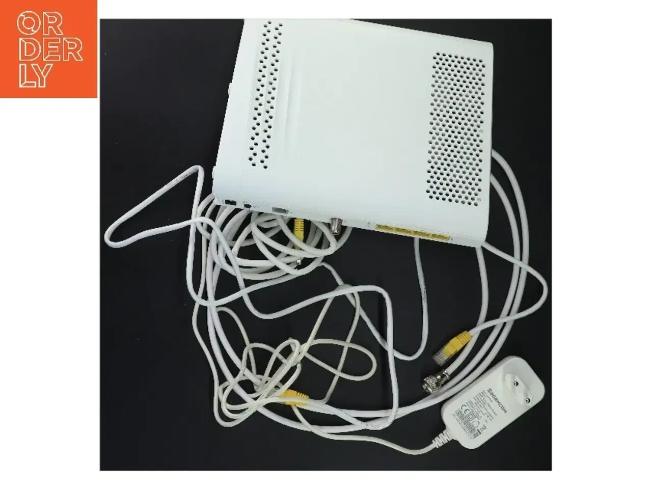 Billede 7 - Hvid Internet router fra Sagemcom (str. 23x20 cm)