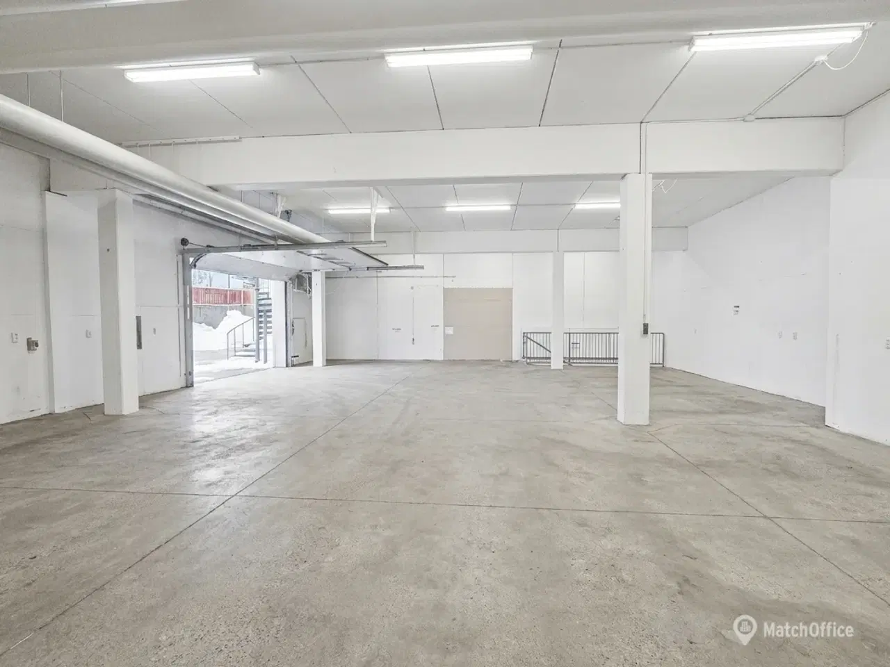 Billede 7 - Nyistandsatte kontor- og lagerlokaler med adgang til elevator (1. sal)