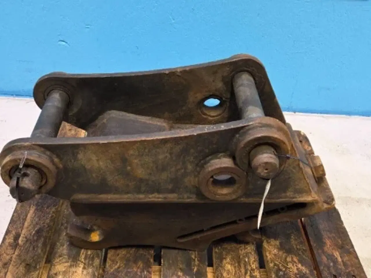 Billede 2 - New Holland LB115B Hurtigskift 85801542