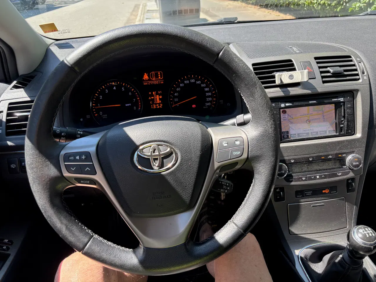 Billede 10 - Toyota Avensis 1,8 sedan, 6 gear.