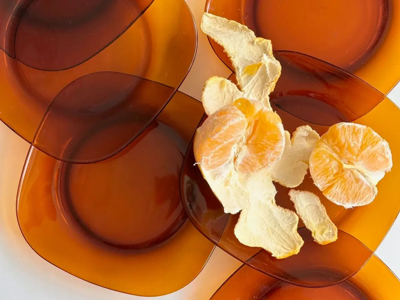 Billede 2 - Firkantede tallerkner, 6 stk samlet