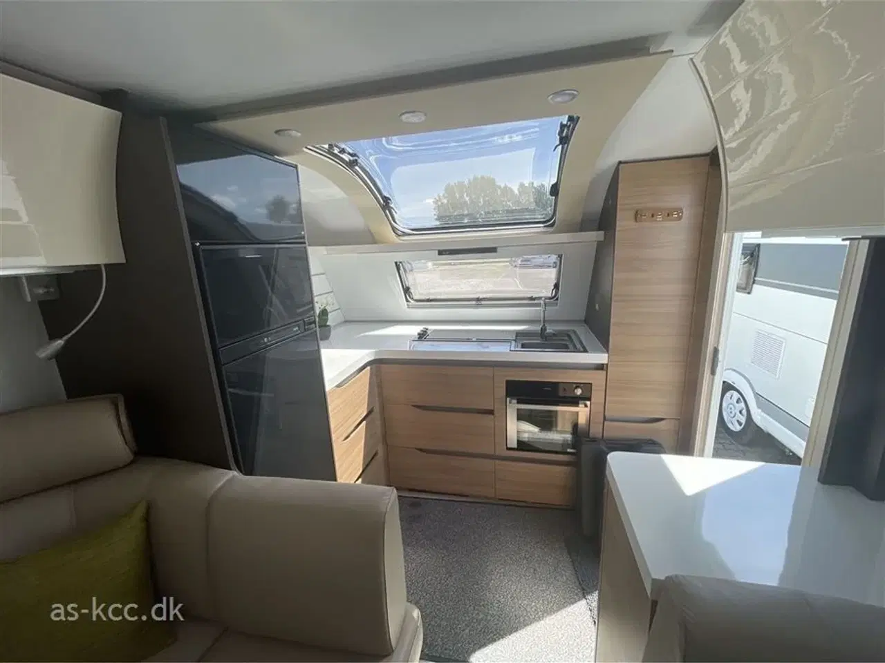 Billede 5 - 2020 - Adria Alpina 753 HK   Adria Alpina 753 HK dobbeltseng og 3 Køjer